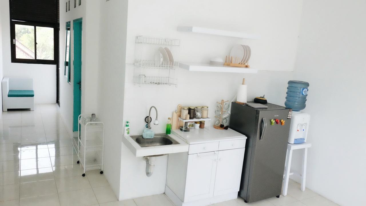 The Ruum Hostel Canggu Esterno foto