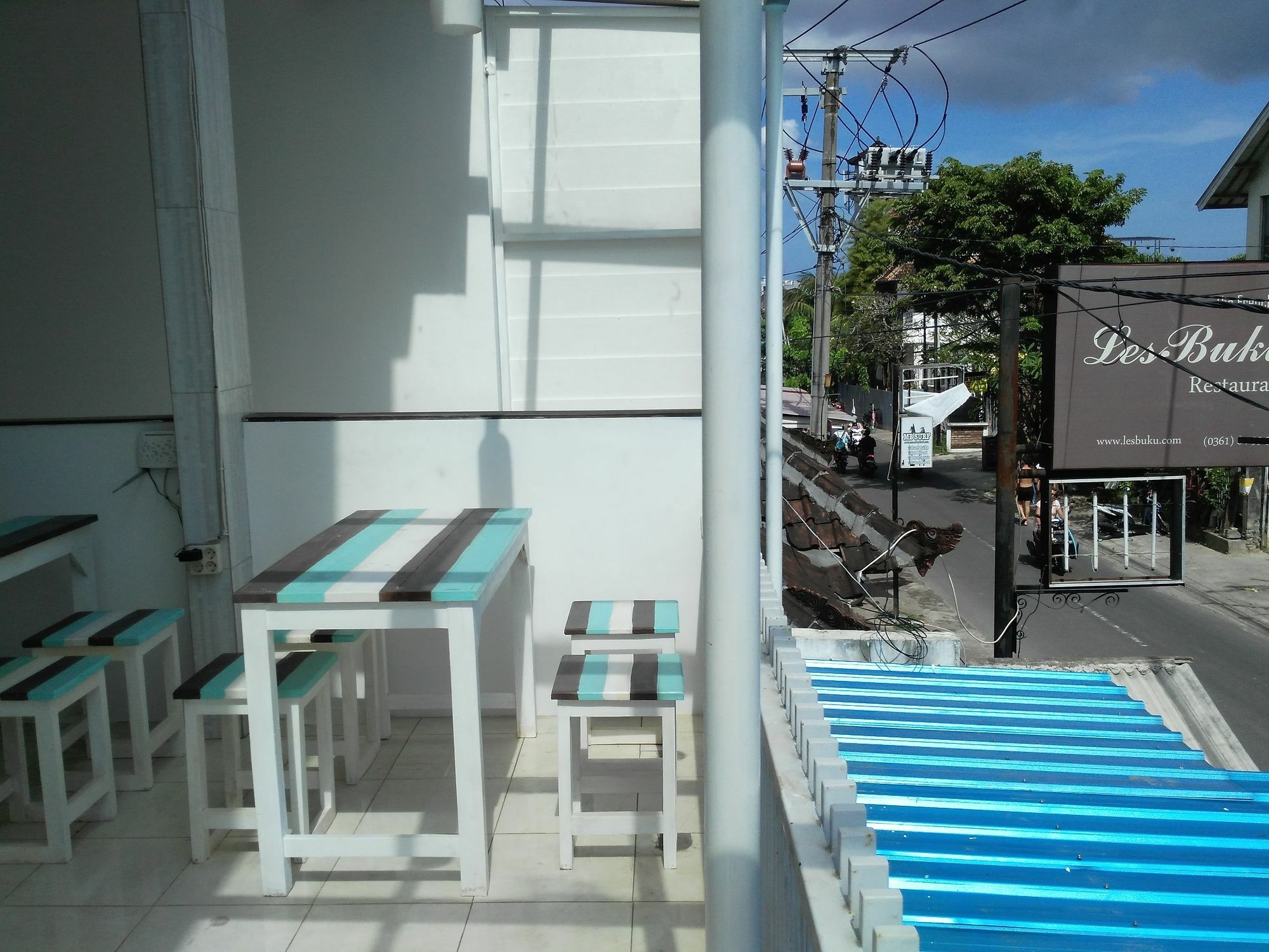 The Ruum Hostel Canggu Esterno foto