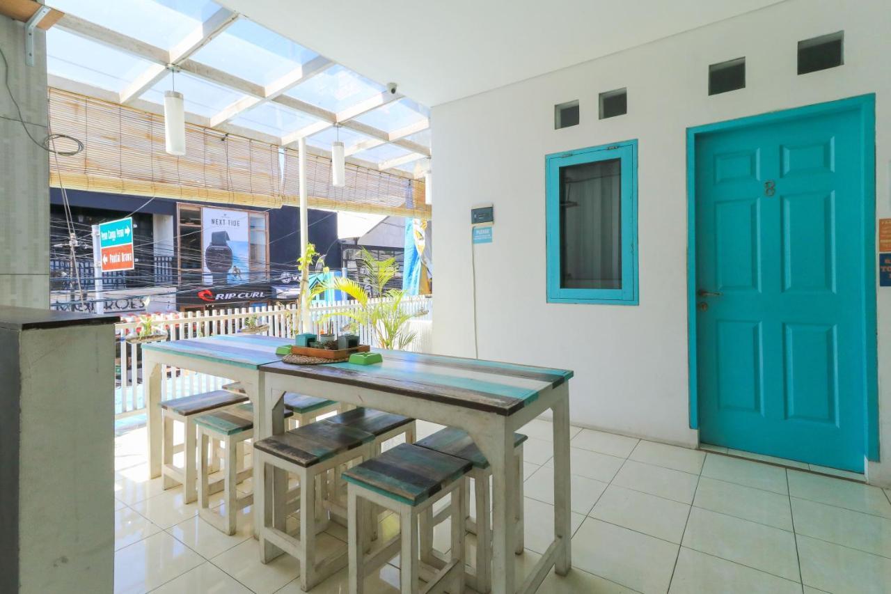The Ruum Hostel Canggu Esterno foto
