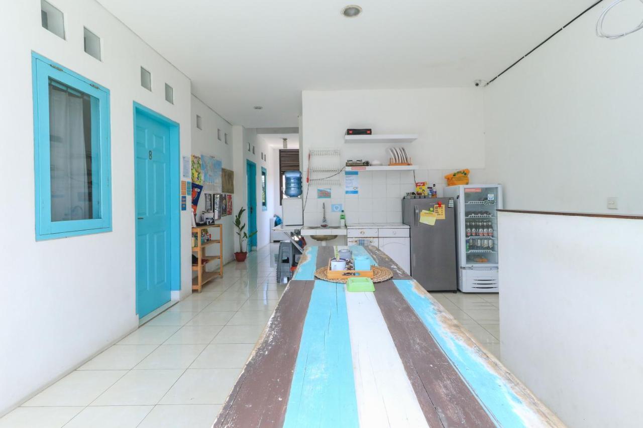The Ruum Hostel Canggu Esterno foto